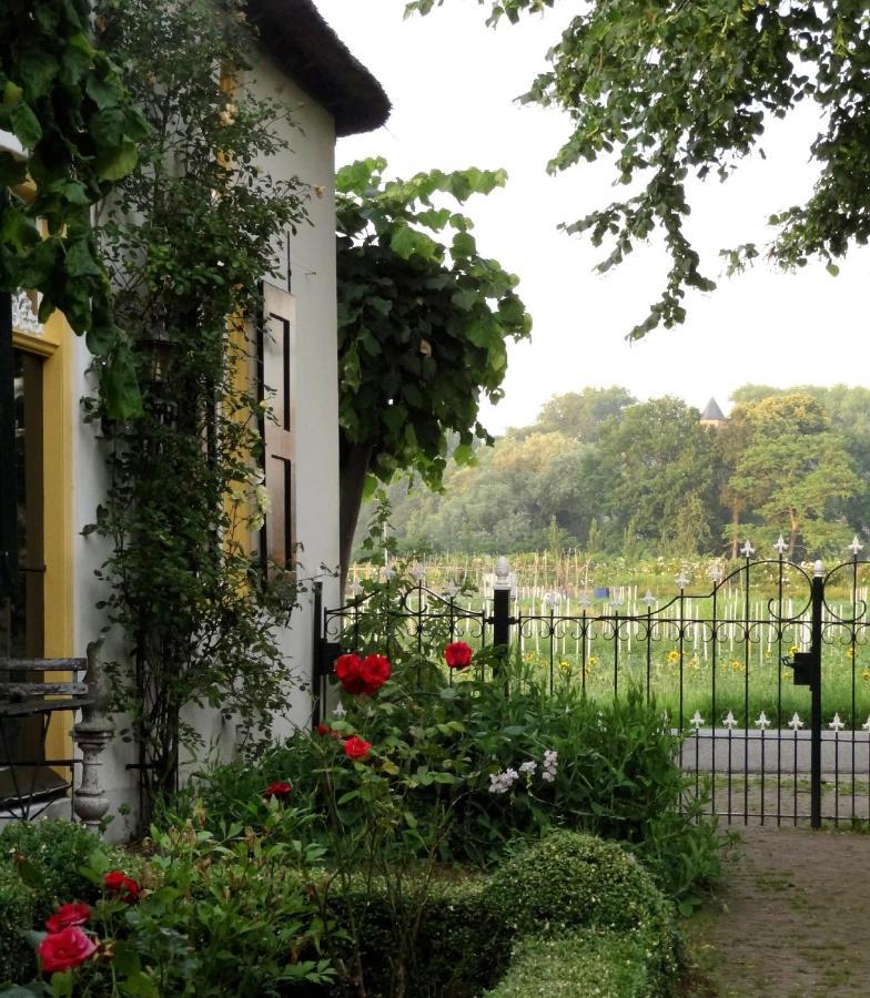 Waerdenhoeve Waardenburg Exterior foto